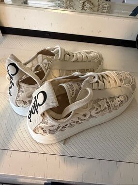 Chloe Cream Lace Low-Top Sneakers